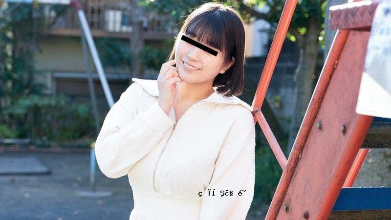 一对大胸夫妇的妻子为她提供了一个通往地下的好途径！ Umino Marin 10Musume_091724_01