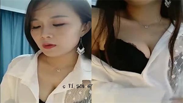 美丽的大胸美女_