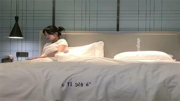 小宝店花疯爆商业女神S线材质情色女