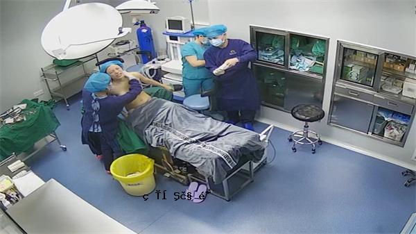 排泄露美容注射长胸全视角爱美又痛_