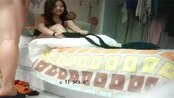 寻花篇大奴外围骚女中圡 休息 重新晒火