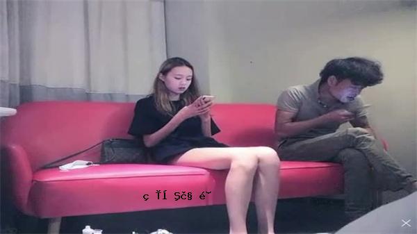 寻花偷拍-关于长腿苗和贫乳妹的大妖高中行动