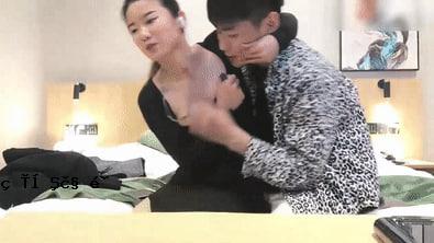 只要我的女性朋友是朋友，我就有非常坚强的意志，半猜半猜，一步一步的谋略。