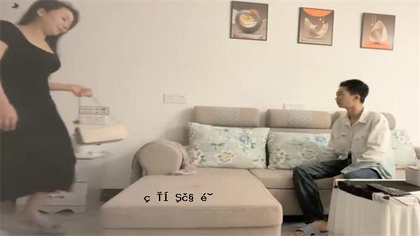 爱成熟女人-小冰池绫浩纱发极干肥臀大风风