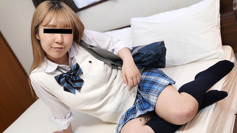 10musume 071225_01 在电车上恶作剧穿着制服的女孩 桥场吉野